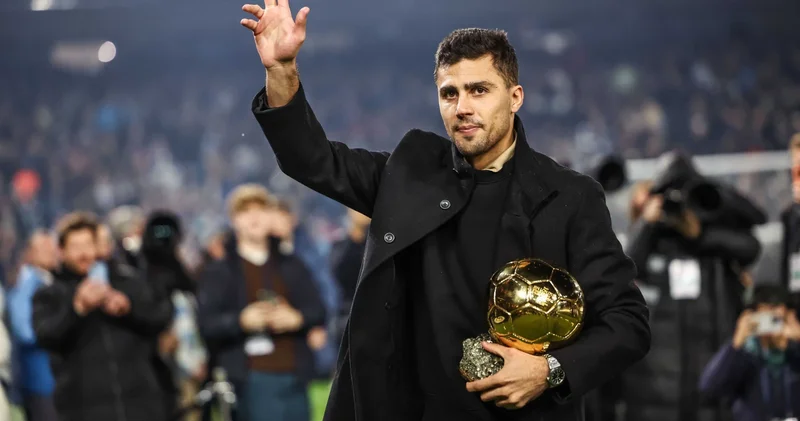 5. haftadan beri sakat olan Ballon d Or sahibi Rodri kritik maçta kadroda