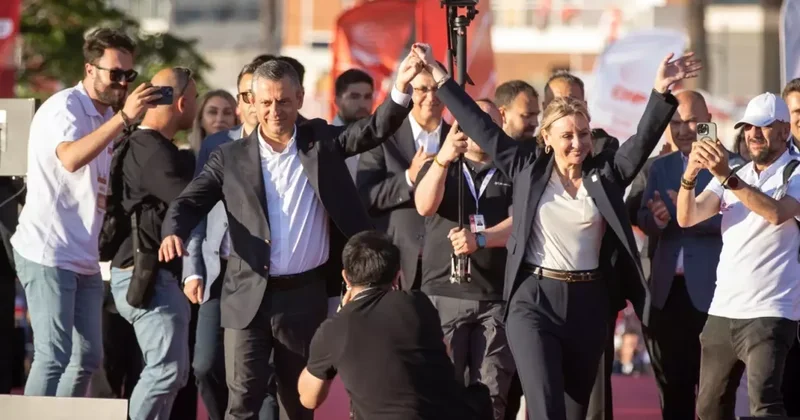 Seda Kaya Ösen CHP ye Katıldı