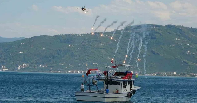 SOLOTÜRK Ordu da nefesleri kesti VİDEO İZLE