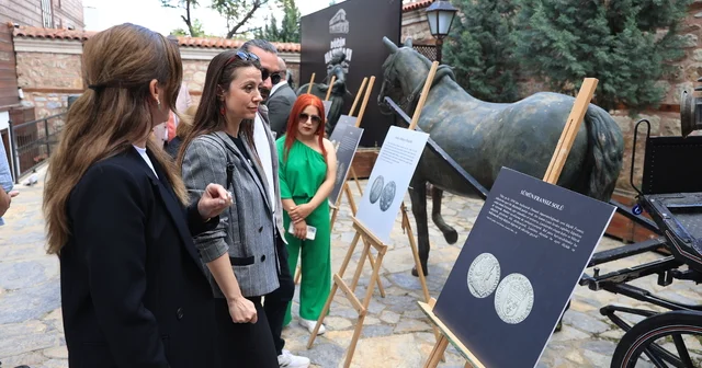 Edirne de Osmanlı döneminde kullanılan yabancı paraların tanıtıldığı poster sergisi açıldı Edirne Haberleri