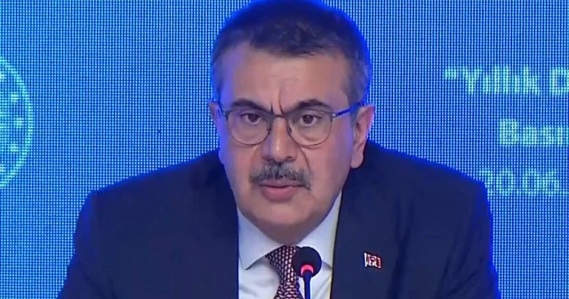 Bakan Tekin duyurdu: Okullarda forma uygulaması geri dönüyor VİDEO İZLE