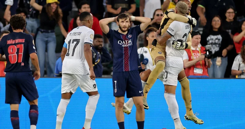 PSG yi de yenerler, Botafogo tarih yazdı