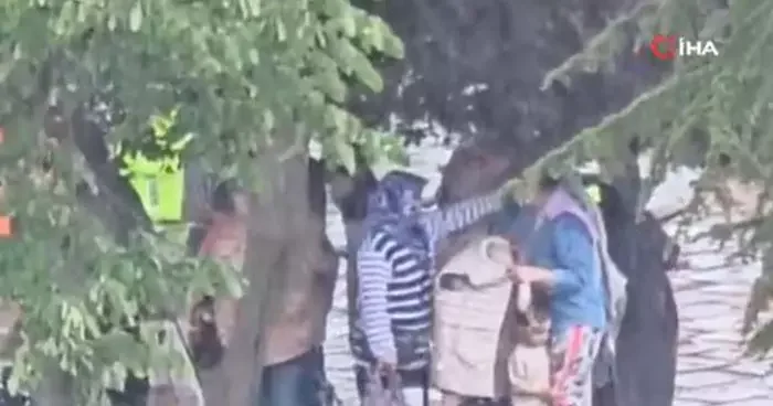 Yer: Edirne! Hava sıcaklığı 35 dereceyi bulmuştu: Yaz yağmuruna hazırlıksız yakalandılar