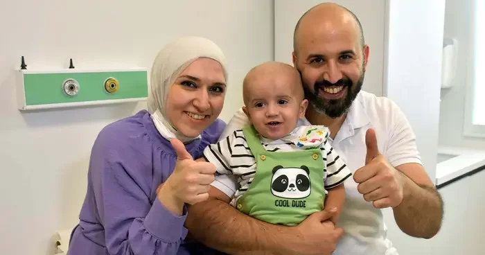 Lübnan lı aile şifayı Türkiye de buldu: Ağır bağışıklık yetmezliği olan 1 yaşındaki Moussa iyileşti