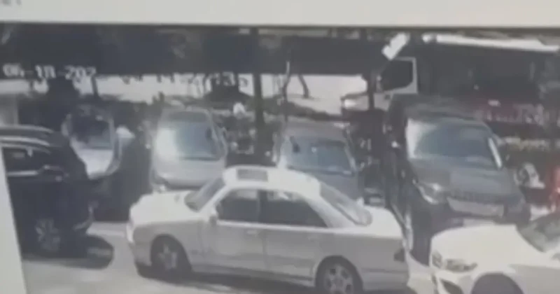 Bakırköy’de hastane bahçesinde saldırıya uğrayan kişi hayatını kaybetti; saldırı anı güvenlik kamerasında