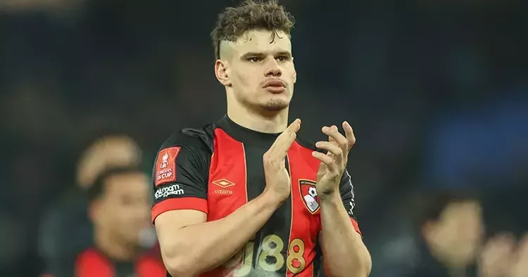 Liverpool, Milos Kerkez transferini tamamladı