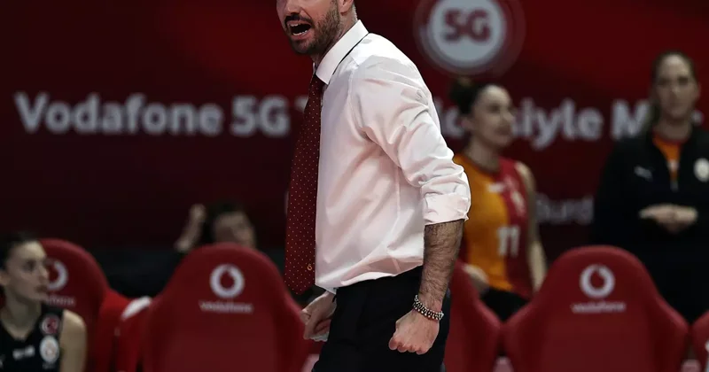 Galatasaray, İtalyan antrenörle sözleşme imzaladı: Bir yıllık anlaşma yapıldı