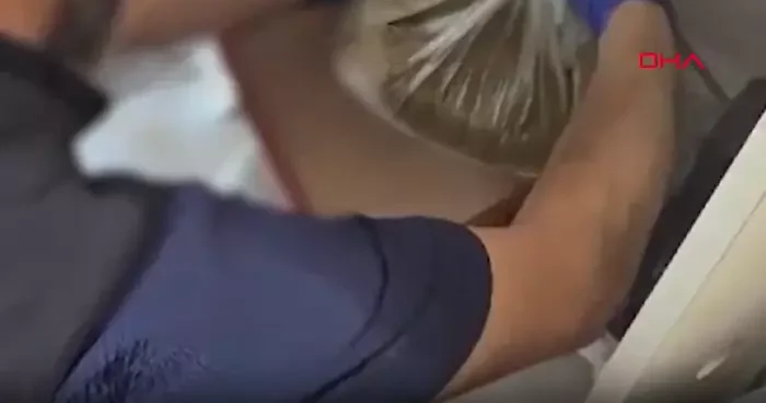 Ayakkabı kutusuna gizlenmiş 1 kilo uyuşturucu ele geçirildi; 3 tutuklama