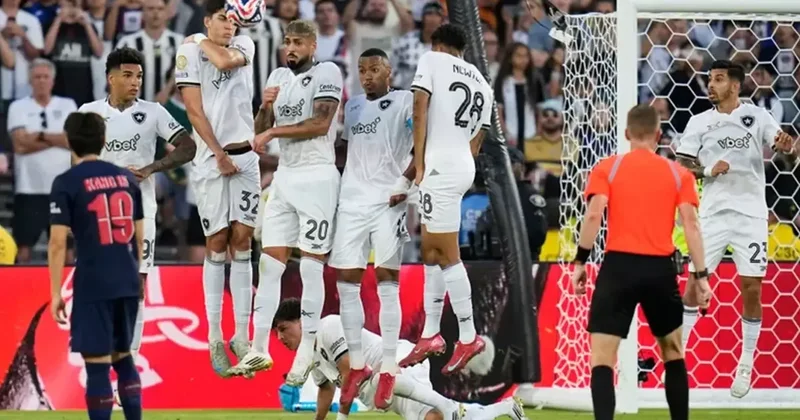 Şampiyonlar Ligi şampiyonu PSG ye soğuk duş