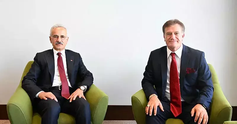Bakan Uraloğlu: KKTC’de ulaşıma değer katan projeleri hayata geçiriyoruz