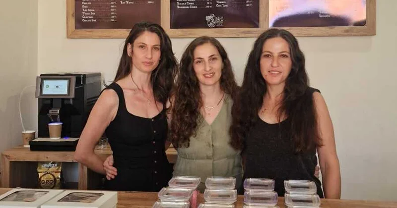 Süryani dağlarının esintisiyle üç kadının emeğinden: İzla Cafe Agos