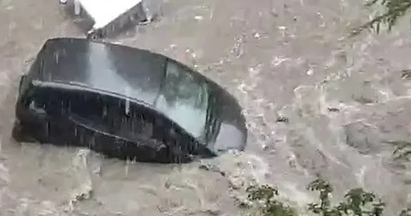 Ankara’da kâbus gecesi! Evleri su bastı, bir binanın duvarı çöktü, 1 kişi yaralandı!