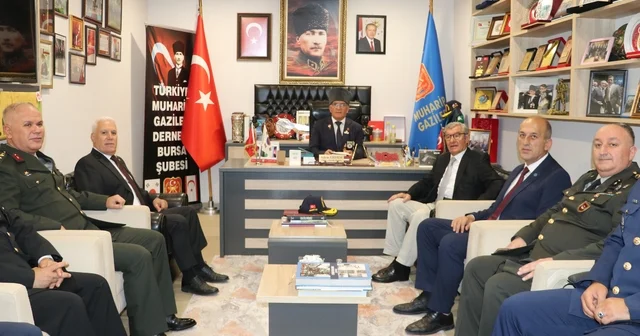 Bursa da Kıbrıs Barış Harekatı nın 51. yıl dönümü dolayısıyla tören düzenlendi Bursa Haberleri