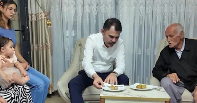 Bakan Kurum’dan depremzede aileye ziyaret: Malatya ayağa kalkacak VİDEO İZLE