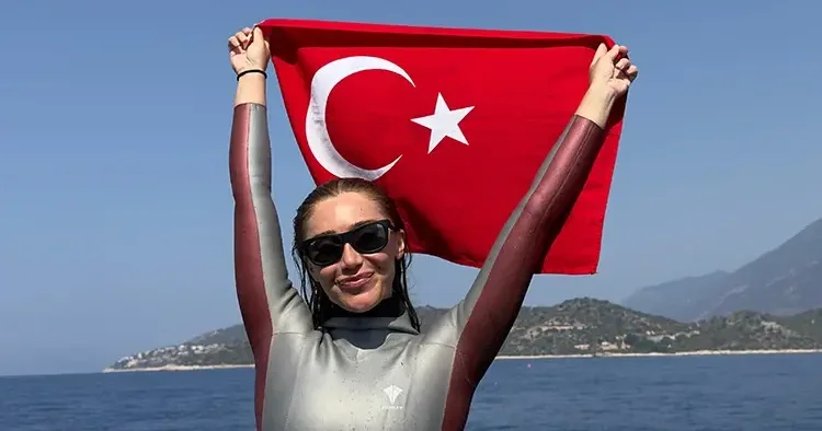 Şahika Ercümen, Serbest Dalış Türkiye Şampiyonası nda 4 altın madalya kazandı