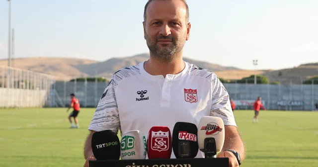 Sivasspor Teknik Direktörü Osman Zeki Korkmaz, sezonun ilk maçlarını değerlendirdi: Sivas Haberleri