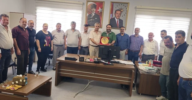 Muhtarlardan Defne Devlet Hastanesi Başhekimi Kavvasoğlu na ziyaret Hatay Haberleri