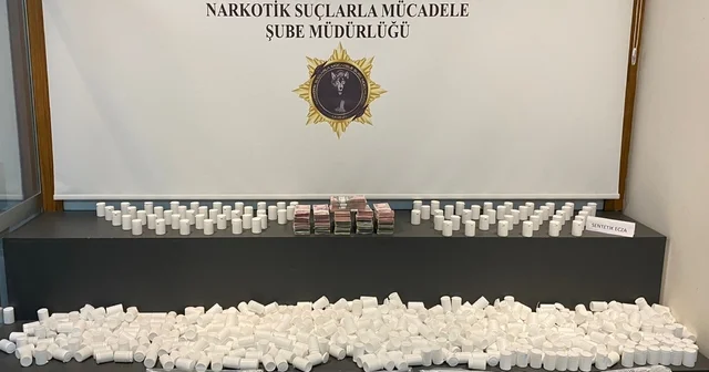 Karpuz yüklü kamyonetten 110 bin 466 adet sentetik ecza hap çıktı Samsun Haberleri