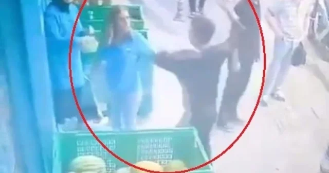 Eski sevgilisini çalıştığı markette darbedip, müşteriyi bıçakladı; olay kamerada Yalova Haberleri