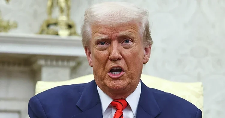 Trump, Fed i hedef aldı: İstifa etmelidir