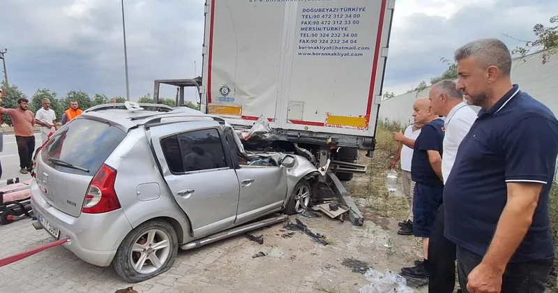 Samsun da tıra arkadan çarpan otomobildeki 2 kişi öldü, 2 kişi yaralandı