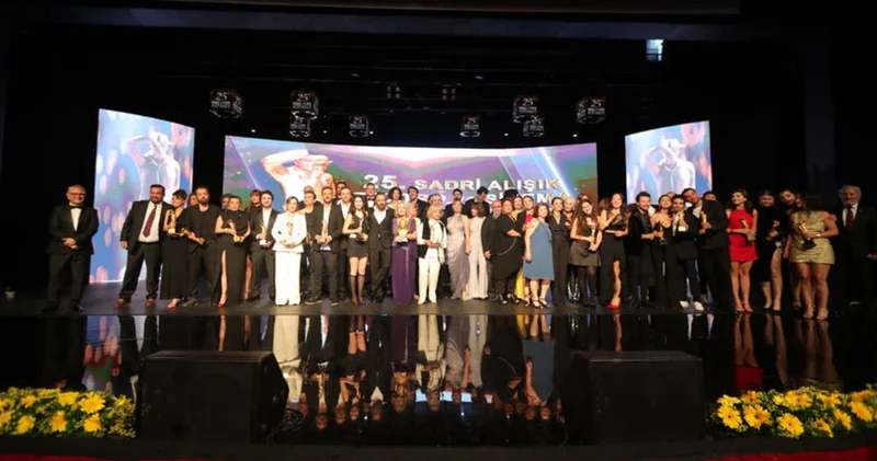 26. Sadri Alışık Tiyatro ve Sinema Oyuncu Ödülleri adayları açıklandı