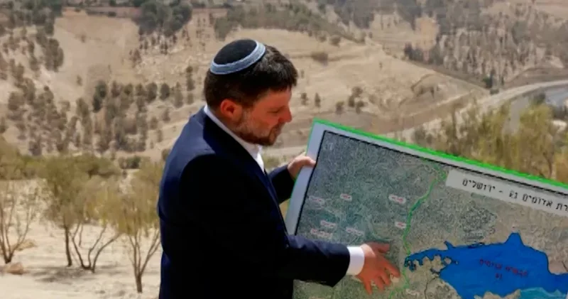 İsrailli Bakan Smotrich in gözü döndü! İsrail Batı Şeria da Nazi taktiğine mi geçti?