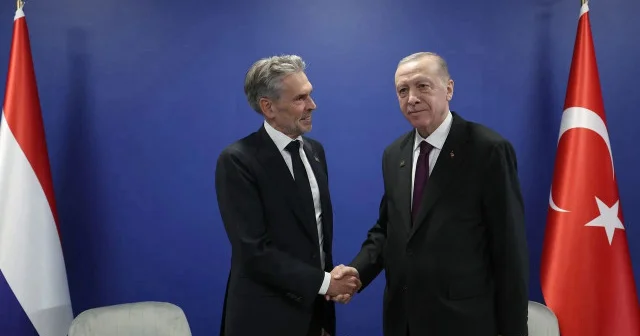 Cumhurbaşkanı Erdoğan Hollanda Başbakanı Dick Schoof ile görüştü: Netanyahu nun planı kabul edilemez Gündem Haberleri