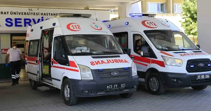 Elazığ’da birinci kattan düşen 2 yaşındaki bebek yaralandı