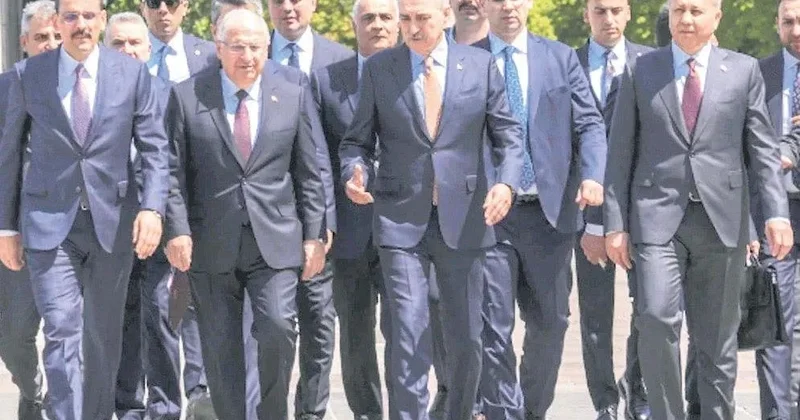 YAVUZ DONAT Akil İnsanlar Kurulu