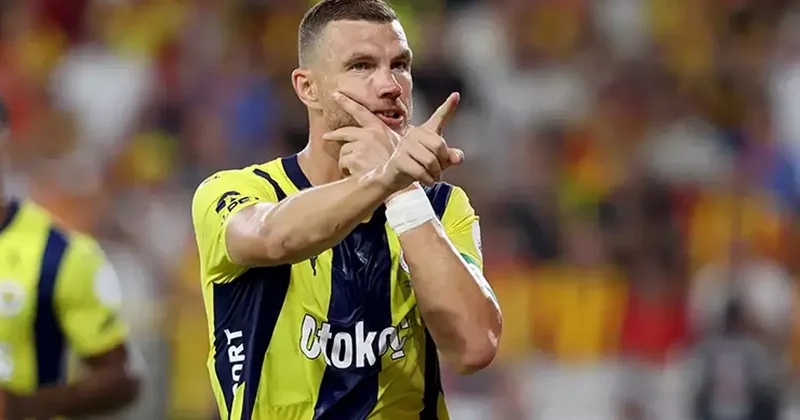 Edin Dzeko en sonunda patladı: Olay Jose Mourinho ve Galatasaray sözleri! Fenerbahçe de bir takıntı, memnuniyetsizliği o belirliyor Fanatik Gazetesi Fenerbahçe (FB) Haberleri Spor
