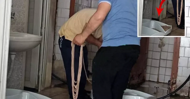 Burası Hindistan değil Türkiye! Tuvalette kokoreç hazırladılar