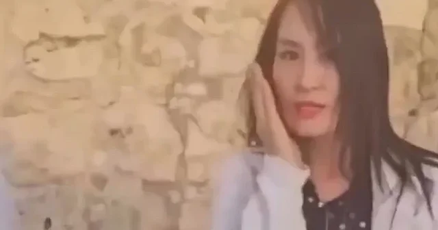 Siyonistler Kudüs te Hristiyan kadına hem tükürdüler hem yumruk attılar VİDEO İZLE