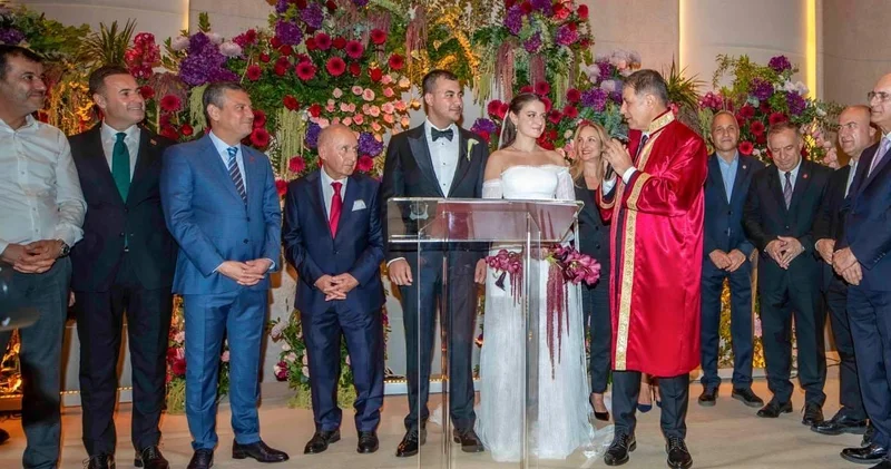 Özgür Özel, Cemil Tugay ın kızının düğün törenine katıldı