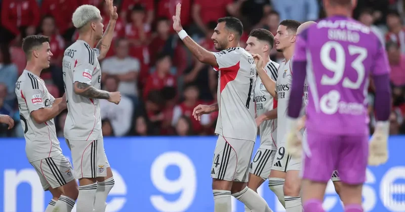 Mourinho dan fırtına gibi başlangıç! Benfica deplasmanda farklı kazandı
