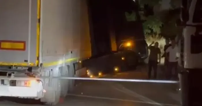 Bandırma Gönen karayolunda tır kazası: 1 yaralı