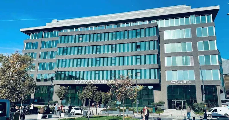 Üsküdar Belediyesi nden haciz iddialarına yalanlama: Eski yönetim dönemine ait borç taksitle ödenecek!