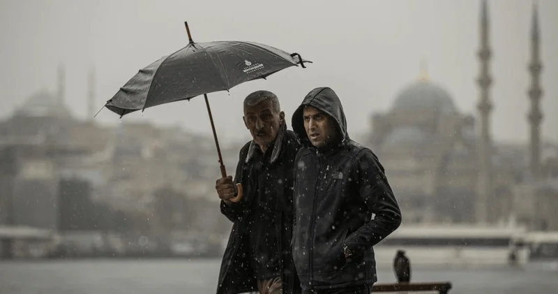 İstanbul da sıcak havalara sağanak molası! Meteoroloji ve AKOM tarihi açıkladı