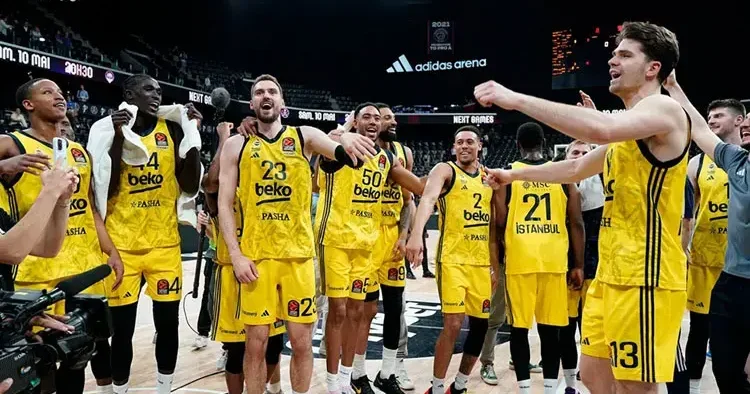 Fenerbahçe Beko, EuroLeague de Final Four için Abu Dabi ye gitti