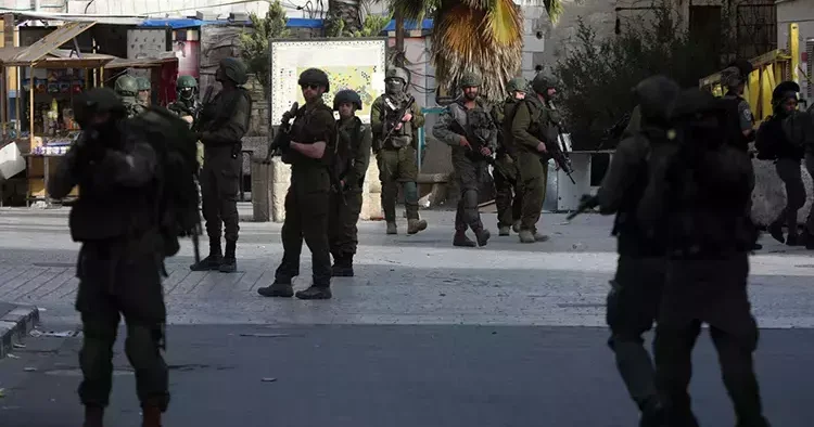 Son dakika... İsrail in saldırganlığı sınır tanımıyor: Diplomatları görünce ateş açtılar