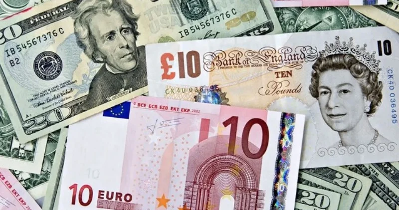 Sterlin, ABD doları karşısında son 3 yılın en yüksek değerinde