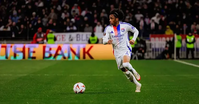 Liverpool eyes Belgian star to replace Barcelona s target Luis Diaz