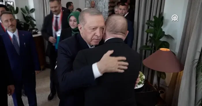 İki ülke liderinden samimi anlar: Erdoğan ve Aliyev in o anları sosyal medyada gündem oldu!