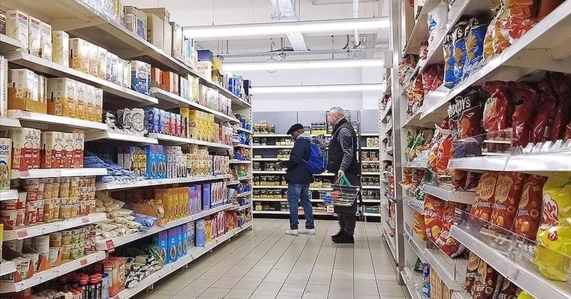 İngiltere de yıllık enflasyon yüzde 3,5 oldu Sözcü Gazetesi