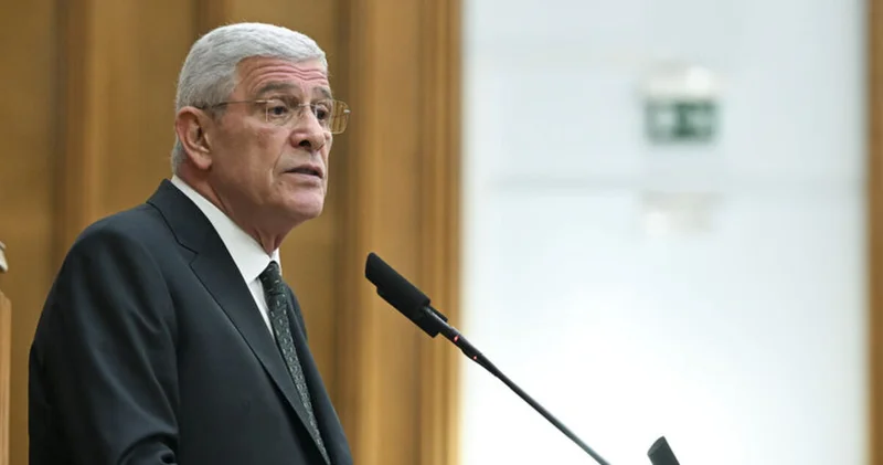 İYİ Parti lideri Müsavat Dervişoğlu: Ekonomi, bir faiz döngüsünün içerisine hapis durumda Son dakika haberleri