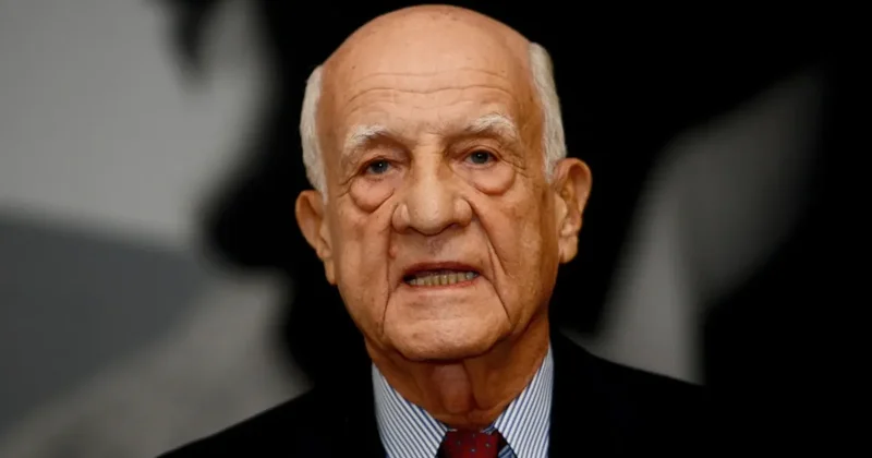 İnan Kıraç 44 yıl sonra görevini bıraktı Sözcü Gazetesi