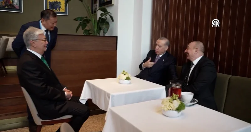 Macaristan da sıcak ve samimi anlar: Erdoğan, Aliyev ve Orban ın görüşmesi TDT ye damga vurdu