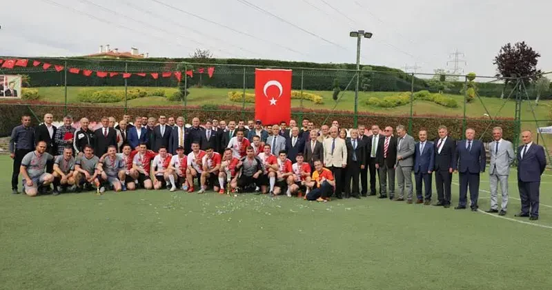 Kampüsler Yarışıyor futbol turnuvasında şampiyon Marmara 2 Nolu Ceza İnfaz Kurumu oldu