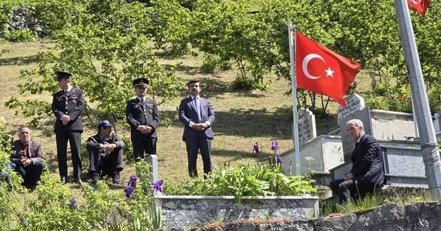 Çaykaralı şehit kabri başında anıldı Trabzon Haberleri