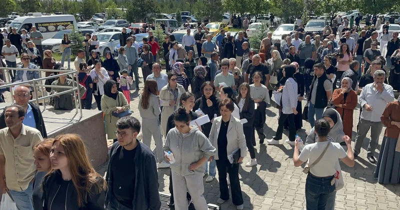 YKS nin ilk oturumu TYT başladı Sözcü Gazetesi